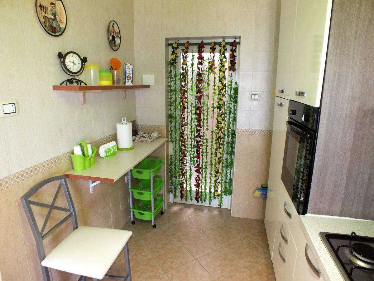 マリーナ・ディ・マンカヴェルサ Casa Fronte Mareヴィラ エクステリア 写真