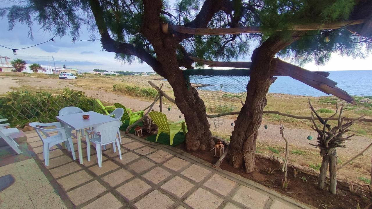 マリーナ・ディ・マンカヴェルサ Casa Fronte Mareヴィラ エクステリア 写真