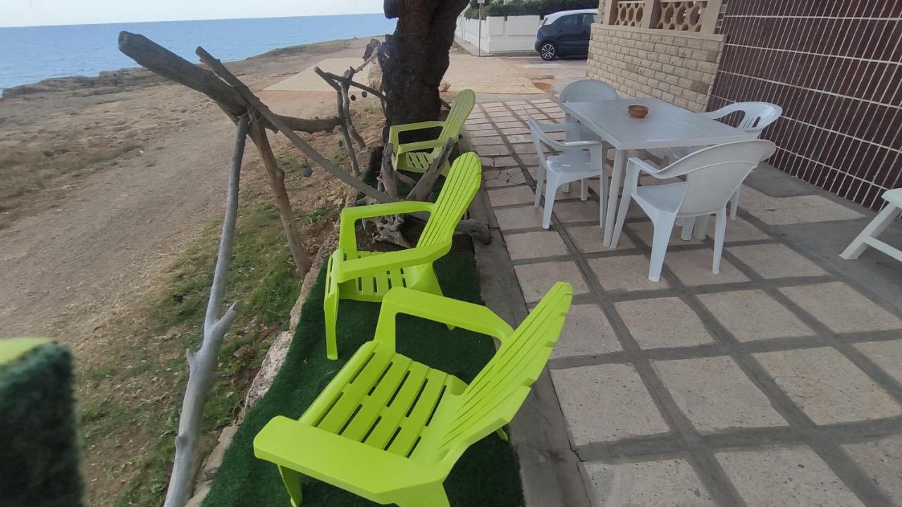 マリーナ・ディ・マンカヴェルサ Casa Fronte Mareヴィラ エクステリア 写真