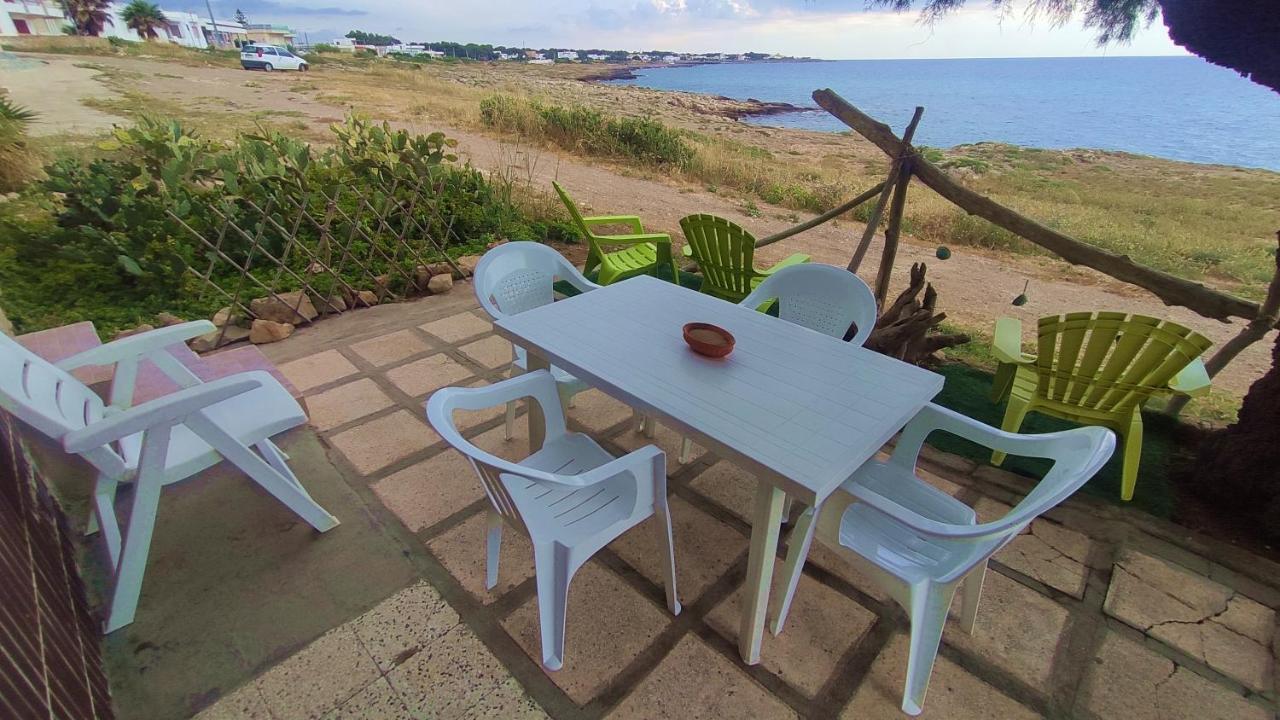 マリーナ・ディ・マンカヴェルサ Casa Fronte Mareヴィラ エクステリア 写真